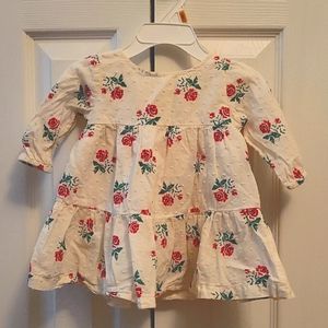 Quarter sleeve floral dress